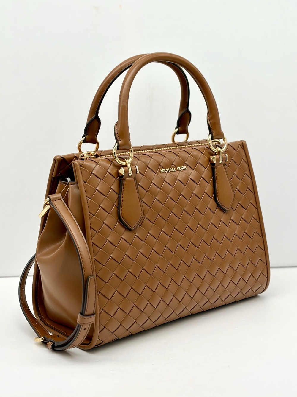 MICHAEL KORS Marilyn Medium Woven Satchel Crossbody Luggage - Picture 2 of 14